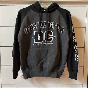 🇺🇸 WASHINGTON DC HOODIE WOMENS SIZE SMALL